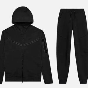 💗Nike Sportswear Tech Fleece Full-Zip Hoodie & Joggers Set 💗